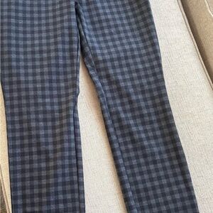 Rafaella Black Leggings with Classic Design Size 4